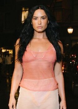 Home exclusiveradio-demilovato